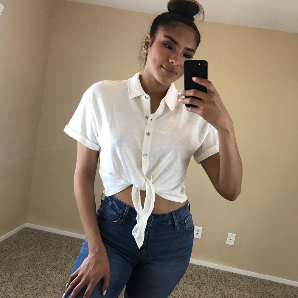 White splendid top